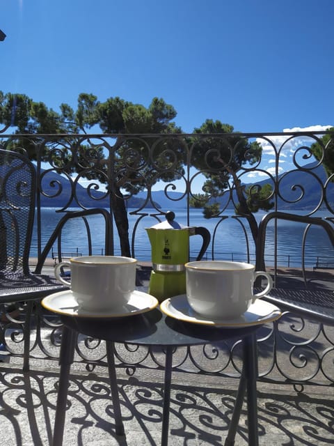 Property building, Facade/entrance, Spring, Day, Summer, View (from property/room), View (from property/room), Balcony/Terrace, Balcony/Terrace, Other, Other, Decorative detail, Decorative detail, Autumn, On site, Lake view, Lake view, Mountain view, Mountain view, Seasons