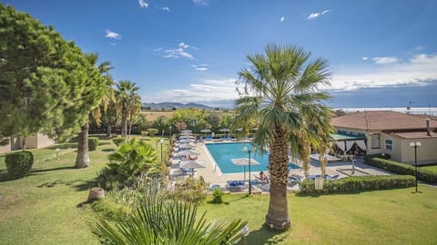 Garden view, Pool view