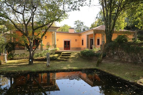 Patio, Facade/entrance, Day, Garden, Balcony/Terrace, Autumn, On site, Garden view, Lake view, Pool view