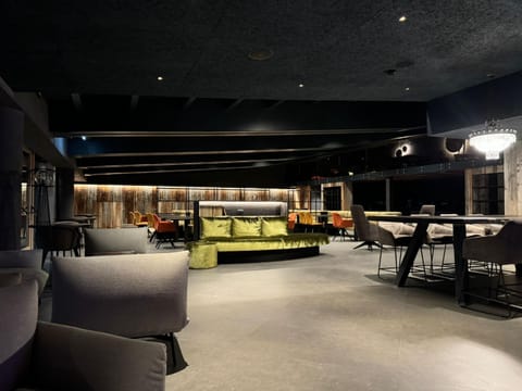 Alpotel Dolomiten Hotel in Molveno