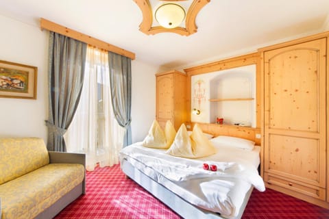 Alpotel Dolomiten Hotel in Molveno