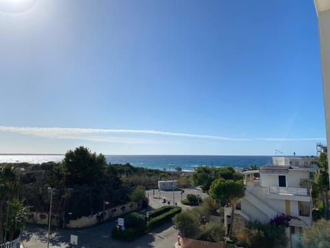 Neighbourhood, Natural landscape, Landmark view, Sea view, Parking