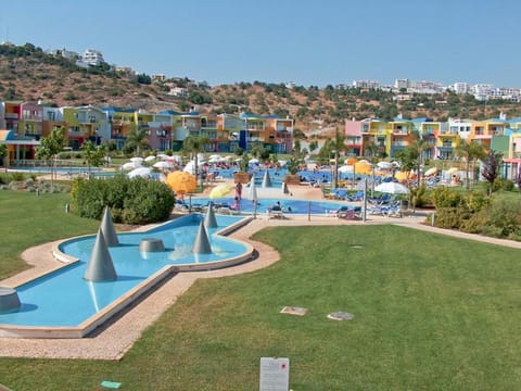 Marina de Albufeira Orada Resort - 2-bed apartment with huge pool Condominio in Guia