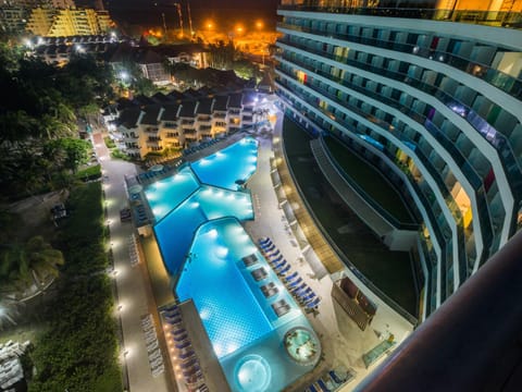 Pool view, Swimming pool, Swimming pool