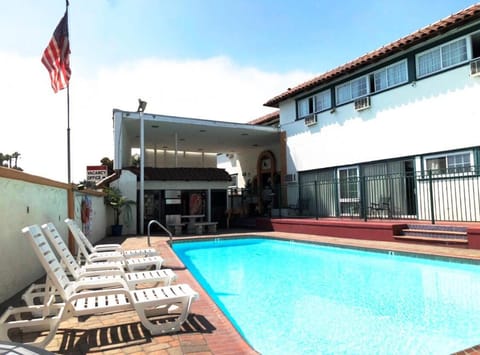 Americas Best Value Inn Loma Lodge Hotel in Point Loma