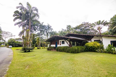 paraíso tropical exótico, natureza e mar, golfe e marina House in Angra dos Reis