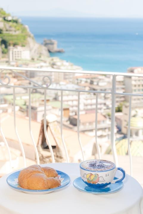 Balcony/Terrace, Continental breakfast