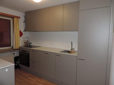 Montalin (451 Ti) 1. Stock Apartment in Canton of Grisons
