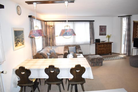 Arp (386 Bä) UG Apartment in Canton of Grisons