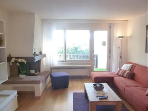 Sil Bot (220 Kn) Apartment in Lantsch/Lenz