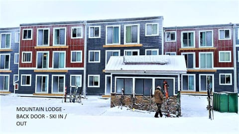 Stroll to Slopes, Village Area, Ski in-out MtLodge 149 Haus in Snowshoe