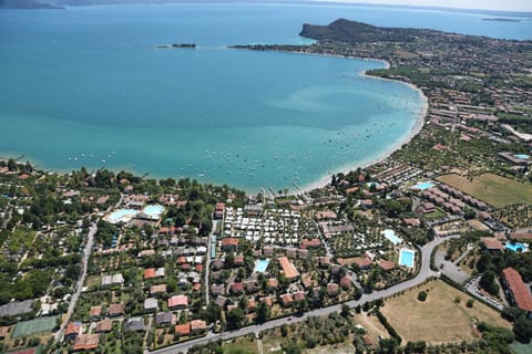 Property building, Bird's eye view