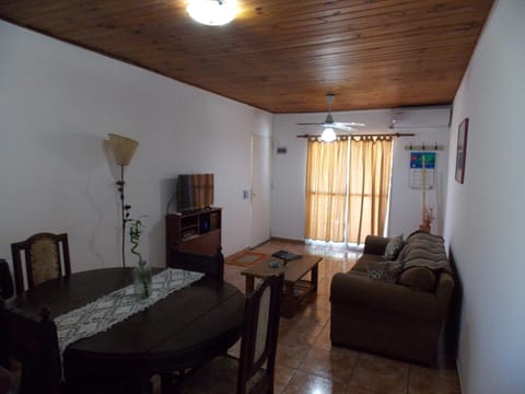 Departamentos Mitre Apartment in Luján