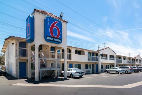 Motel 6-South El Monte, CA - Los Angeles Hotel in South El Monte