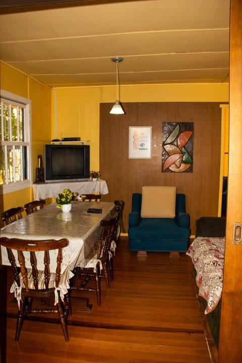 Dining area, Location