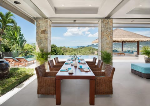 Lounge or bar, Seating area, Dining area, Sea view, Swimming pool