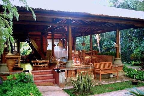 Property building, Facade/entrance, Garden view, Pool view