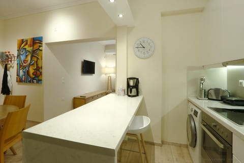 Coffee/tea facilities, Kitchen or kitchenette