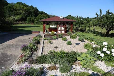 Cottage Near The Forest House in Lower Silesian Voivodeship