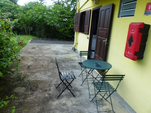 Au Petit Canal Fleuri Apartment hotel in Arrondissement of Cayenne, French Guiana