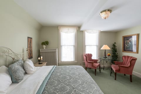 Astor House Bed and Breakfast in Green Bay