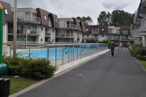 On site, Swimming pool