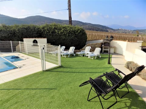 BBQ facilities, Garden, Mountain view, Swimming pool