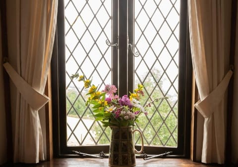 Living room, Garden view