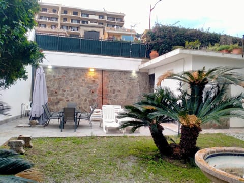 Villa sullo stretto House in Messina