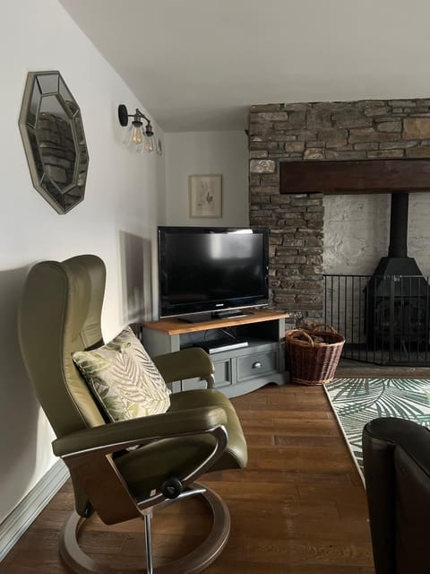 Cilhendre Holiday Cottages - The Dairy Casa in Rhos