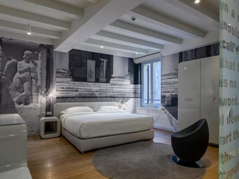 Lords of Verona Luxury Apartments Condo in Verona