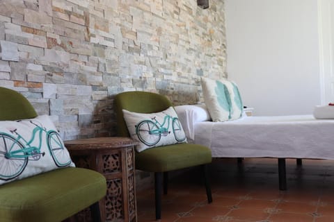 Hostal Residencial La Paloma Bed and Breakfast in Calp