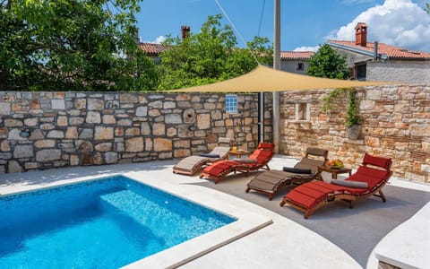 Balcony/Terrace, Swimming pool