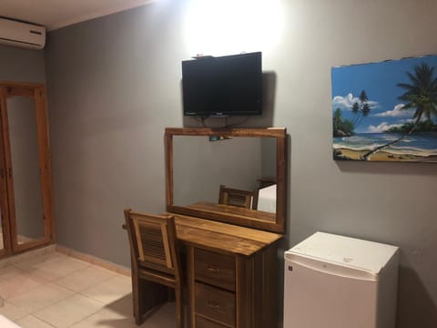 Communal lounge/ TV room, TV and multimedia, Evening entertainment, air conditioner