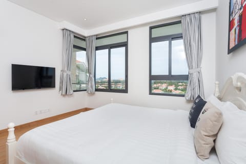 The Ocean Apartment IDCWH B602 Condo in Hoa Hai