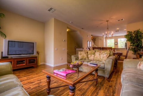 Resort Townhome: Perfect Orlando Vacation Spot House in Orlando