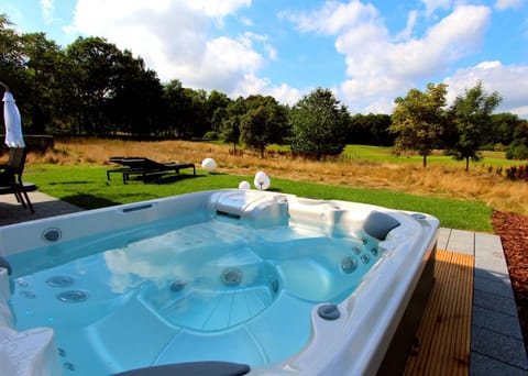 Hot Tub, View (from property/room), Swimming pool