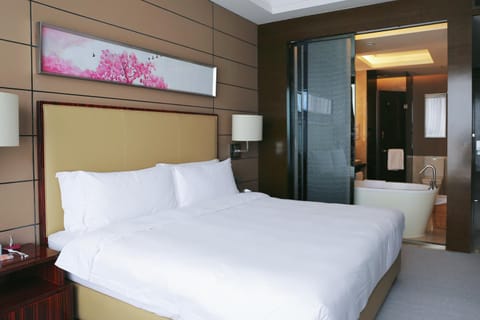 Crowne Plaza Shenzhen Longgang City Centre, an IHG Hotel Hotel in Shenzhen