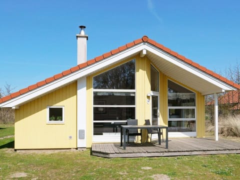 6 person holiday home in Gro enbrode Haus in Großenbrode