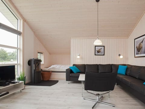 8 person holiday home in Gro enbrode Haus in Großenbrode