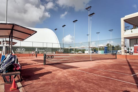 Tennis court