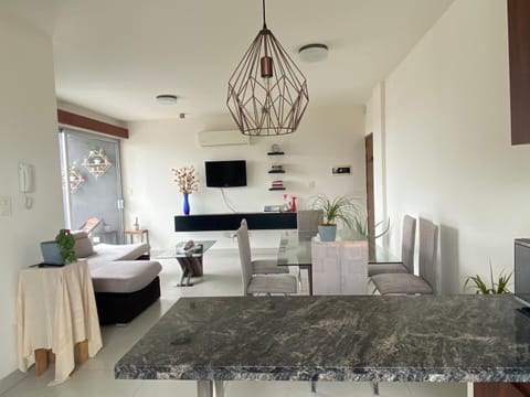 APARTAMENTO CENTRICO, CÓMODO y DE LUJO Apartment in Santa Cruz de la Sierra