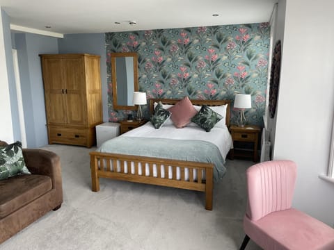 Lantana Guest House Bed and Breakfast in Weymouth