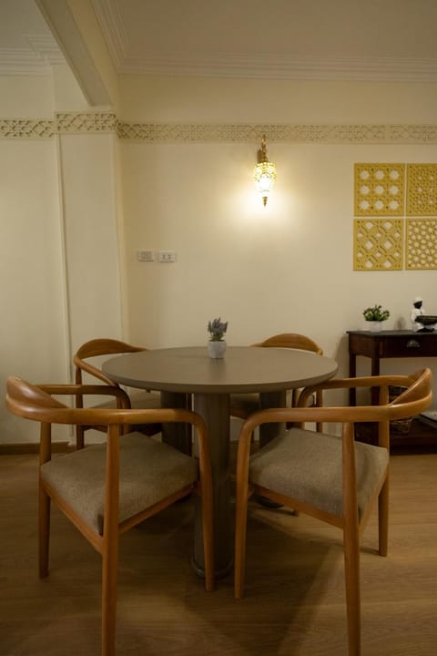 Sunny Apt In Downtown Cairo Near Tahrir Square Apartment in Cairo