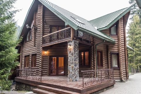 Лісовий Маєток Haus in Lviv Oblast