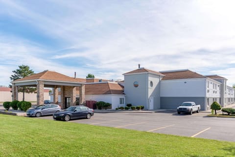 Property building, On site