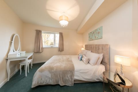 The Broch, 1st Floor, Luxurious City Centre Apartment Condo in Perth