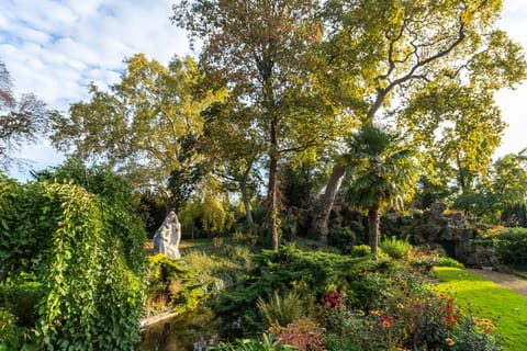 Garden, Garden, Garden view