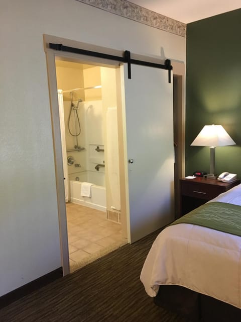 Hawthorn Suites by Wyndham Rancho Cordova/Folsom Hotel in Rancho Cordova
