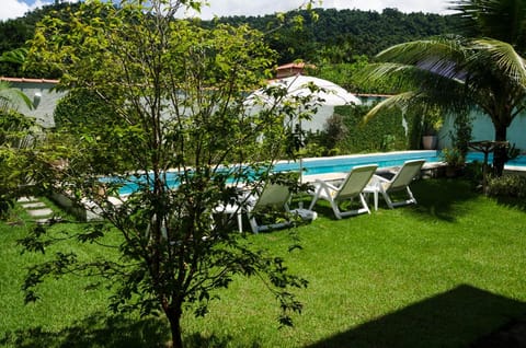 Swimming pool, Breakfast